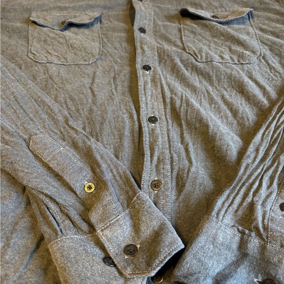 Men’s Kuhl Casual Button Up Size XL - Picture 2 of 8
